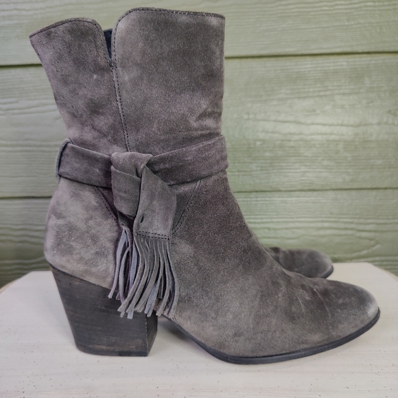 Paul Green Ankle Boots Gray Knot Fringe Water Resistance Tassels Booties Sz 8.5 - Picture 1 of 14